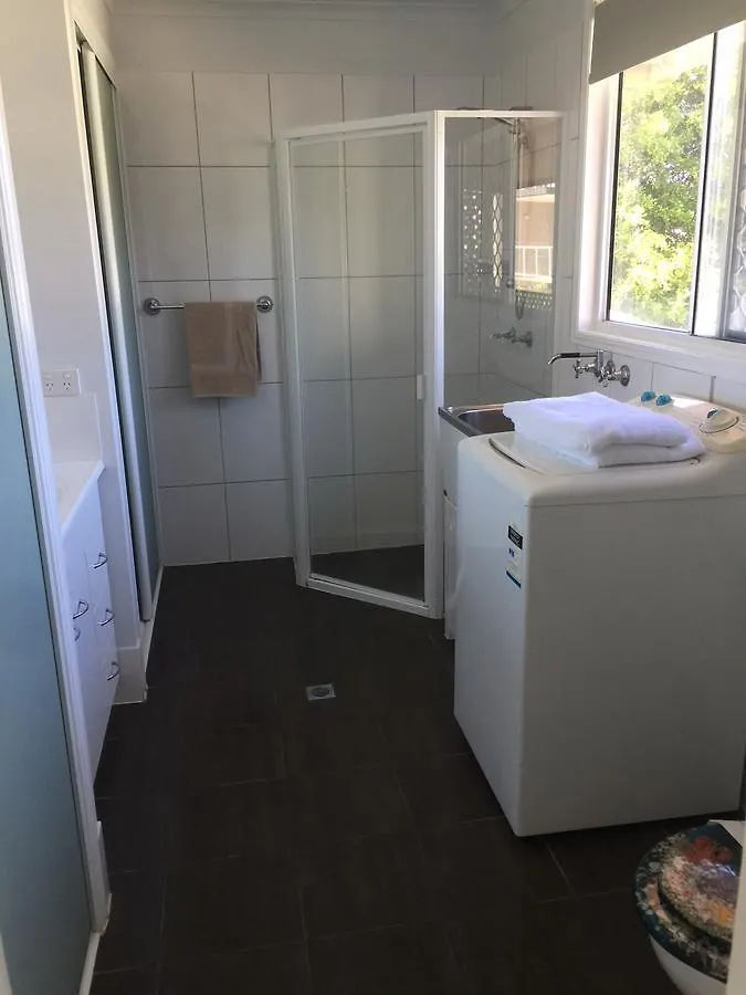 *** Aparthotel Palm Court Holiday Apartments Scarness Australia