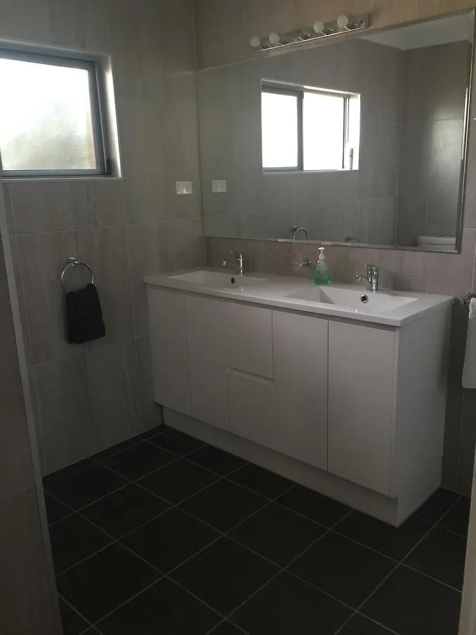 Palm Court Holiday Apartments Scarness Aparthotel